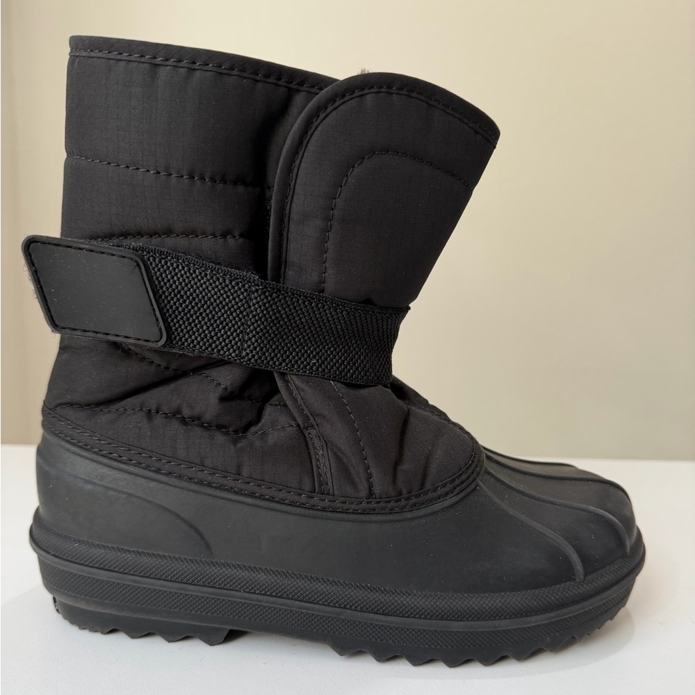 The Children’s Place Black Winter Snow Boots, Kids young size 1